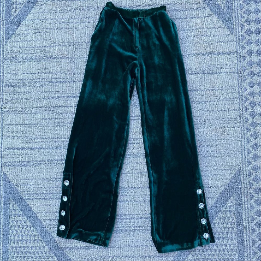 N Duo Velvet green pants! Unique from bluebird Ldn